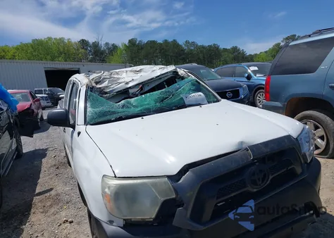 2015 Toyota Tacoma from USA, damaged, VIN 5TFTX4CNXFX056132